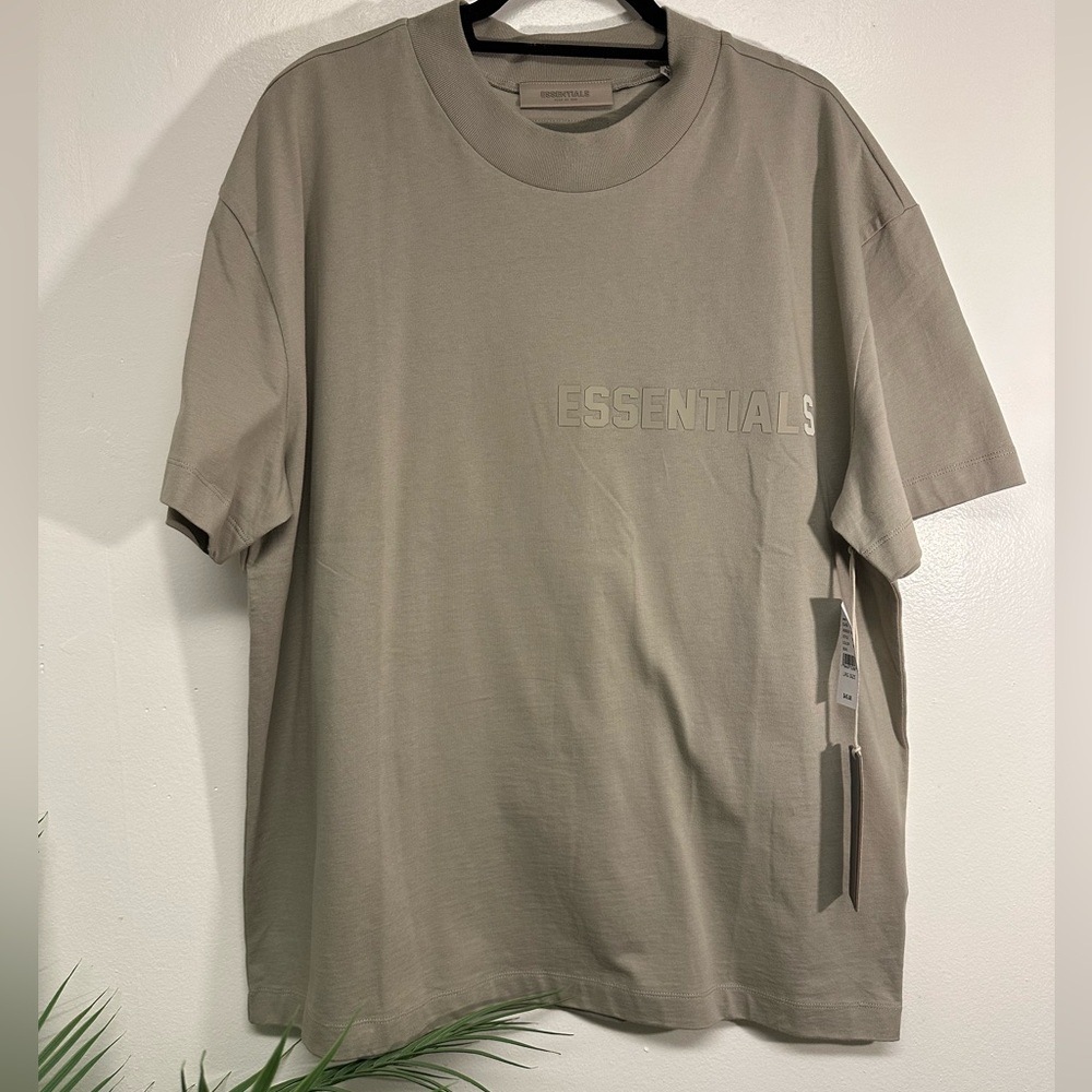 Fear of God Essentials T-shirt